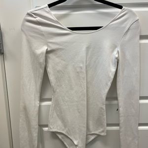 Wilfred Free Scoop Neck Bodysuit